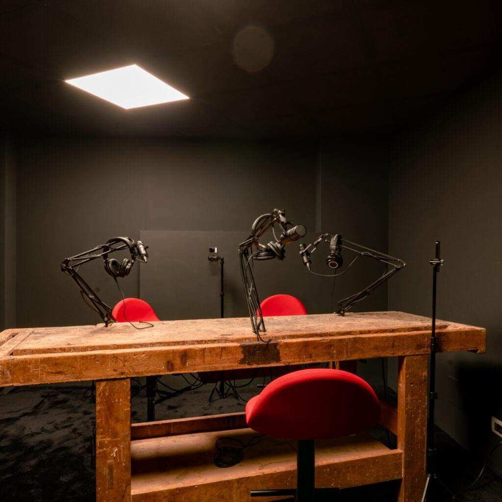 immagine registrazione podcast bergamo